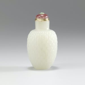 Nephrite with basketweave design