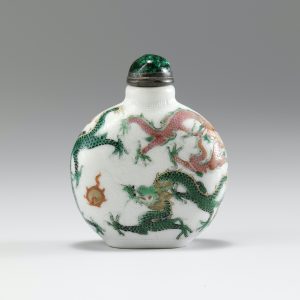 Porcelain enamelled with five scaly dragons chasing pearls