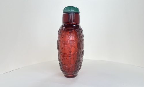 Glass ruby red, carved in low relief - Image 3